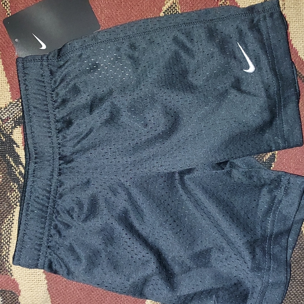 Nike jersey basketball shorts